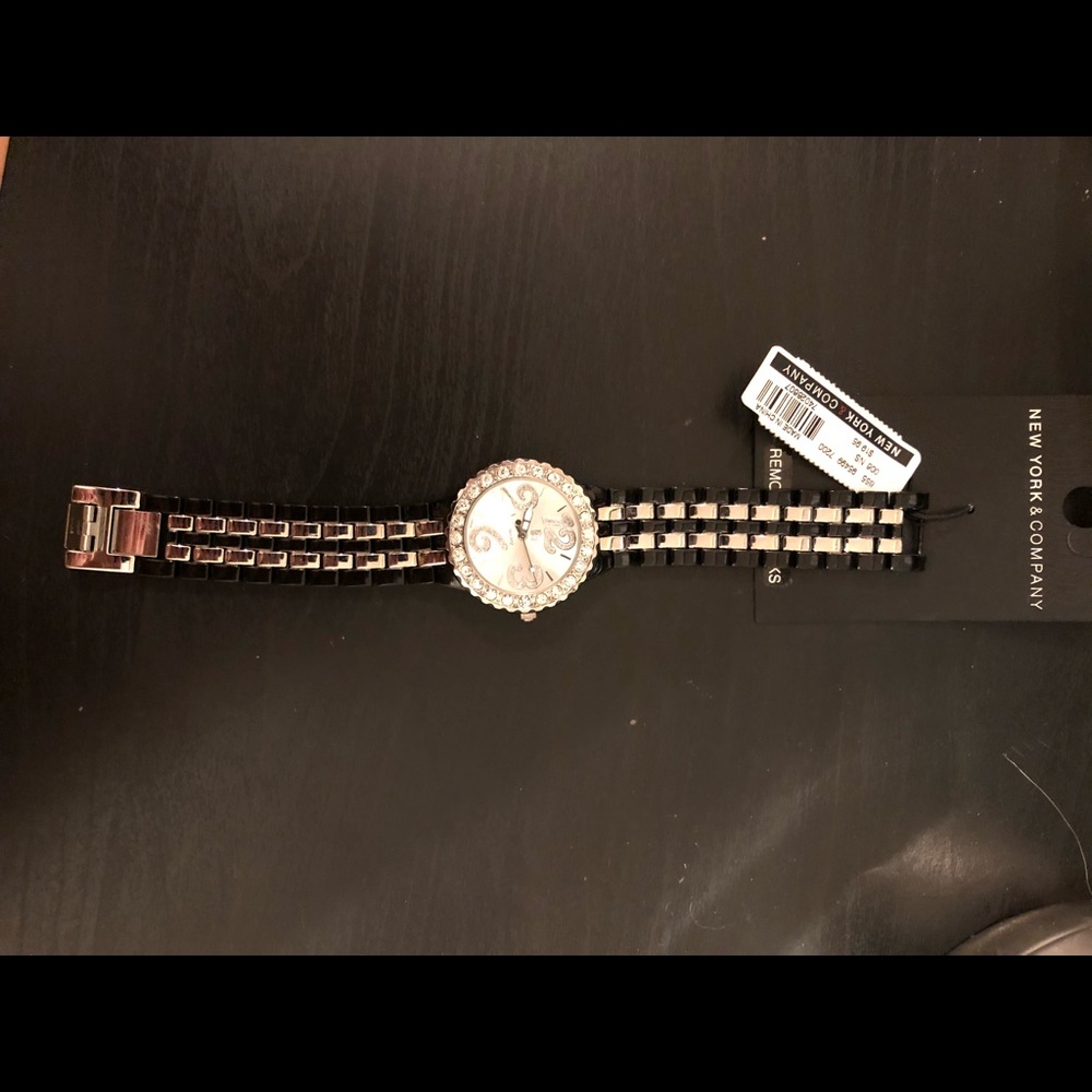 NWT NY&C watch